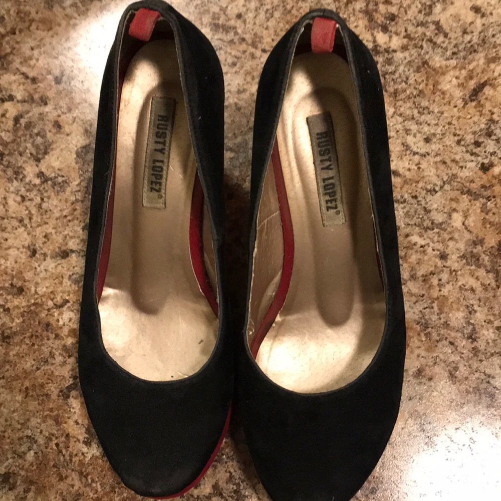 Wedge shoes
